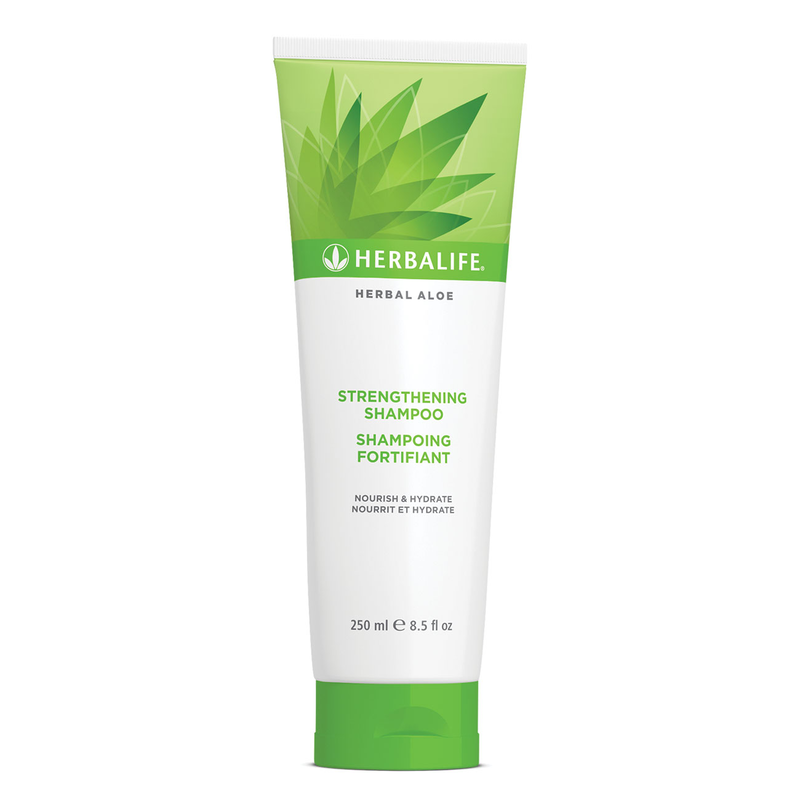 Herbal Aloe Strengthening Shampoo 250 mL